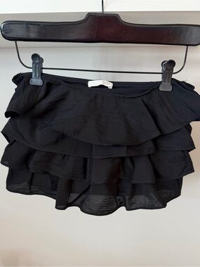 NEW Zara Black Ruffle Cropped Top, M